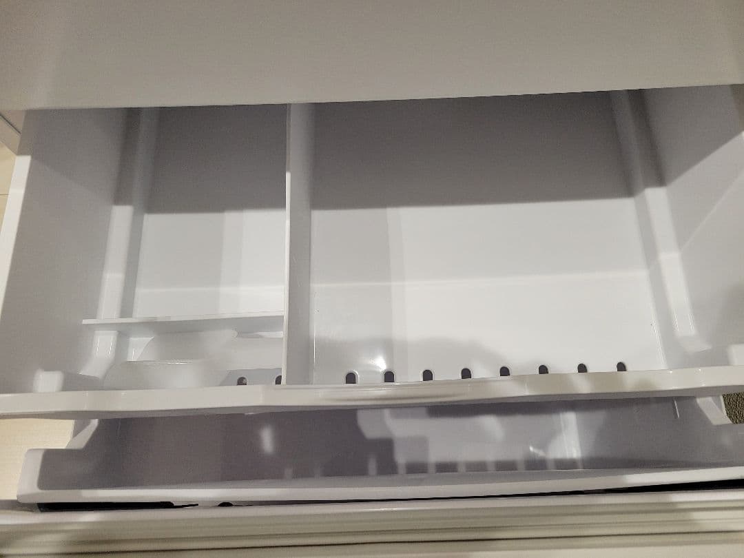 【美品】HITACHI冷蔵庫　R-V38TV 375L 2023年製