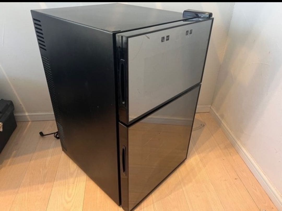 価格相談可ワインセラー 2ドア ブラック ガラス扉