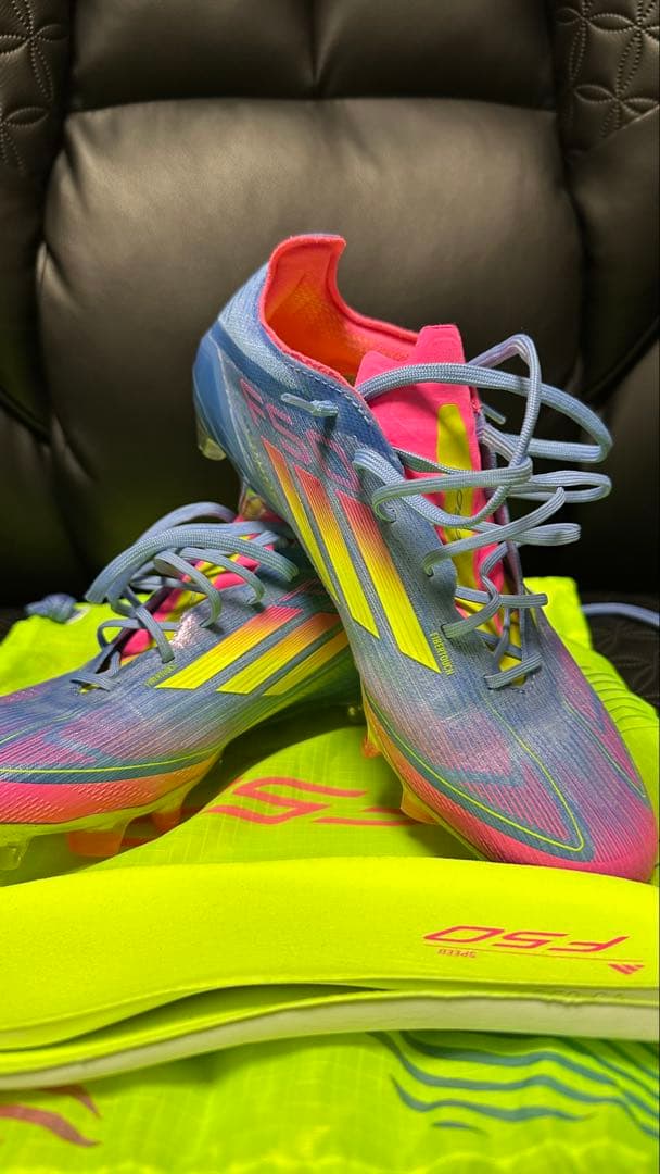 adidas F50 サッカーシューズ・スパイクHG/AG