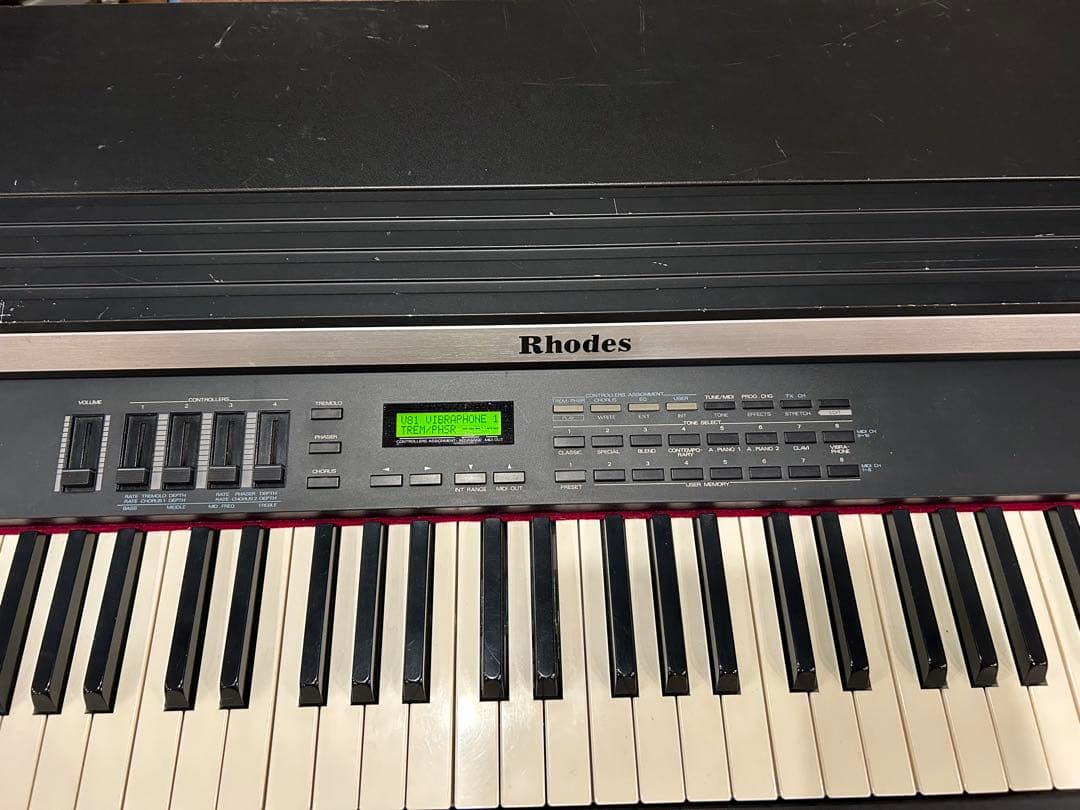 Roland Rhodes MK-80 ステージ ピアノ ハードケース