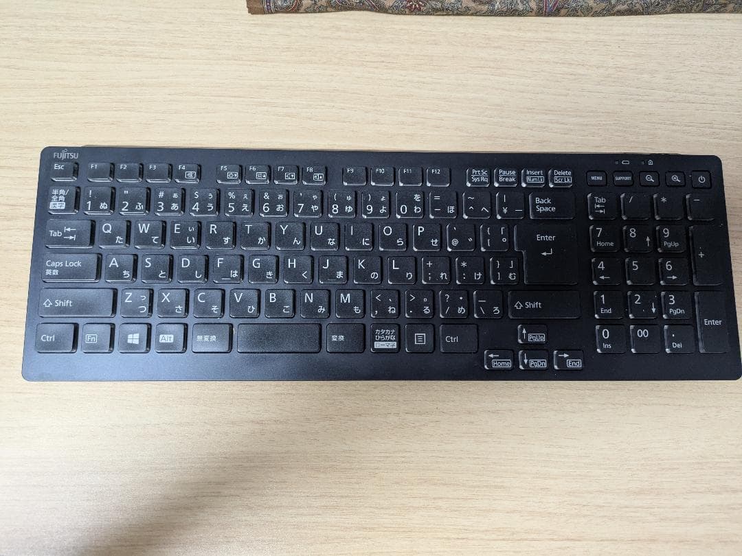 富士通 ESPRIMO FH90/E2 FMVF90E2B