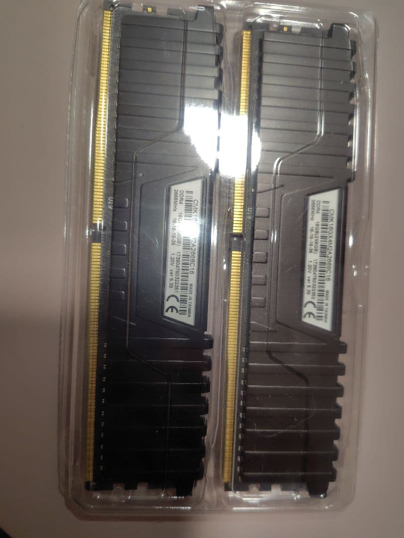 CORSAIR DDR4-2666MHz メモリ 8GB×2