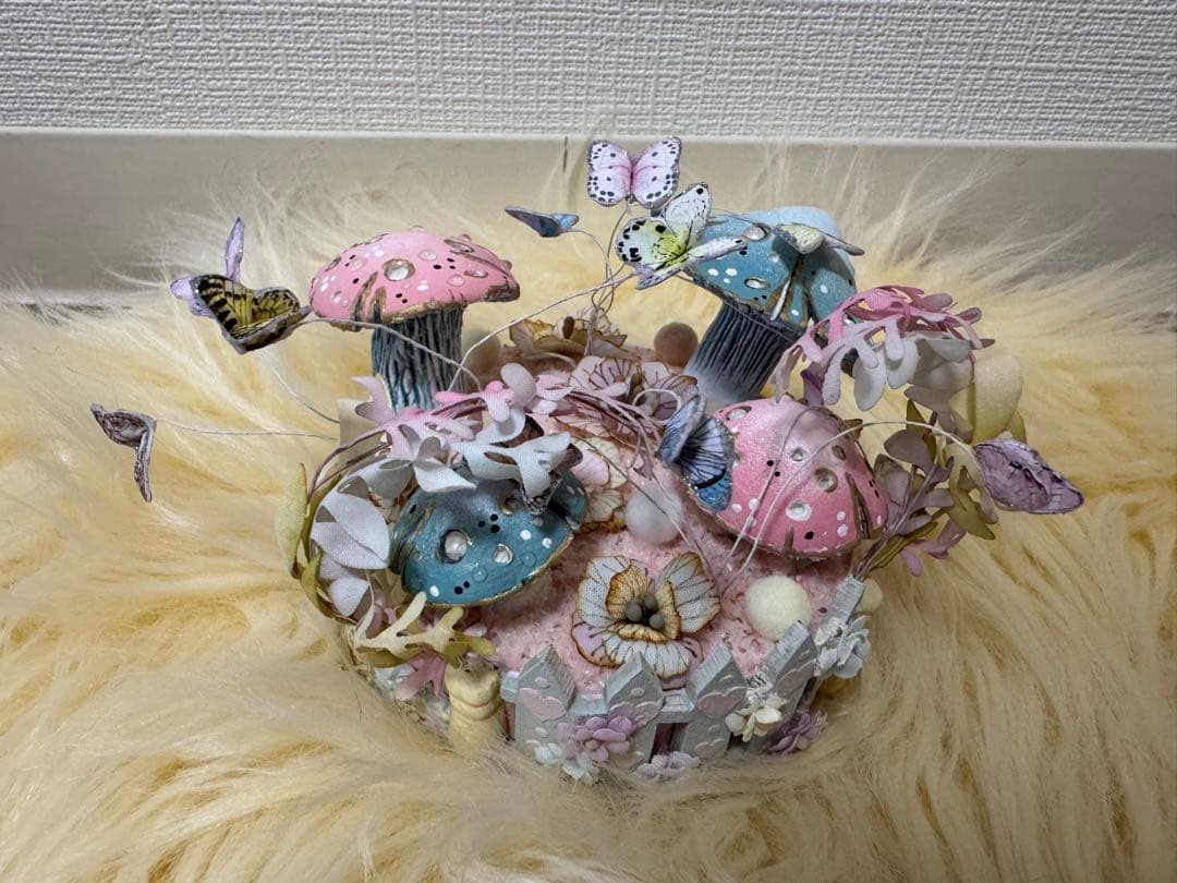 海外作家様作　アートドール　ハリネズミ