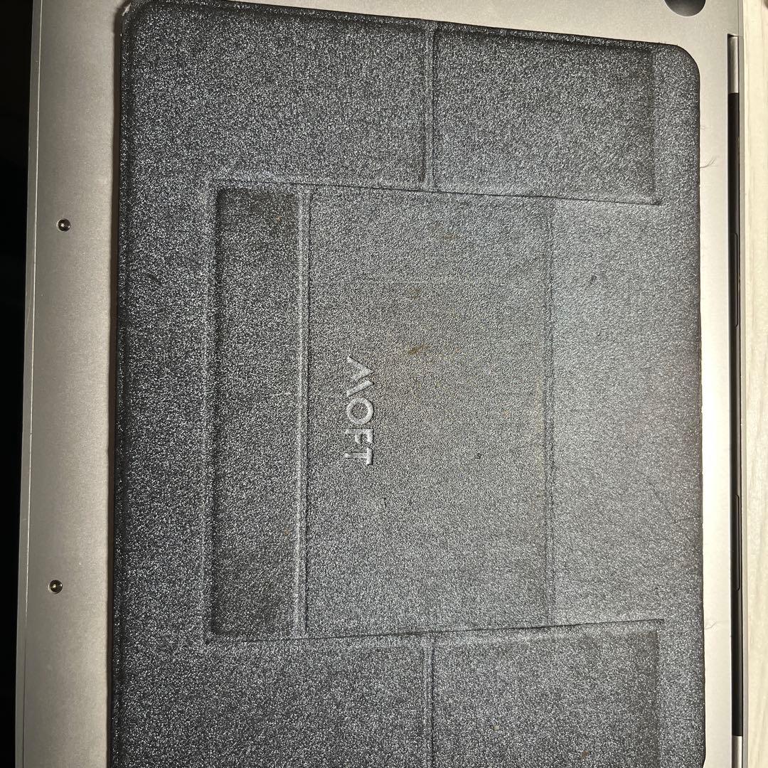 MacBook本体 Apple MacBook Pro 13 inch 2016