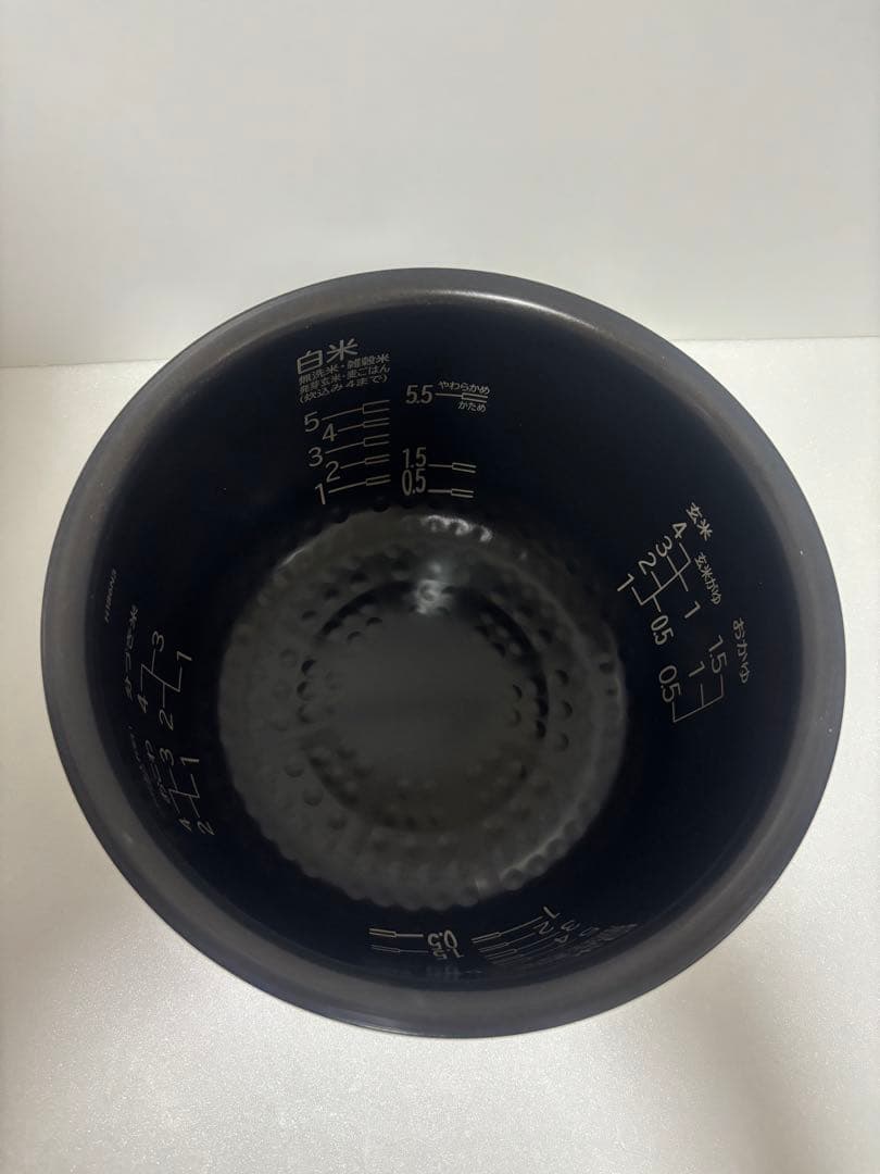 日立IH炊飯器　RZ-YMD100HJ 2025年製