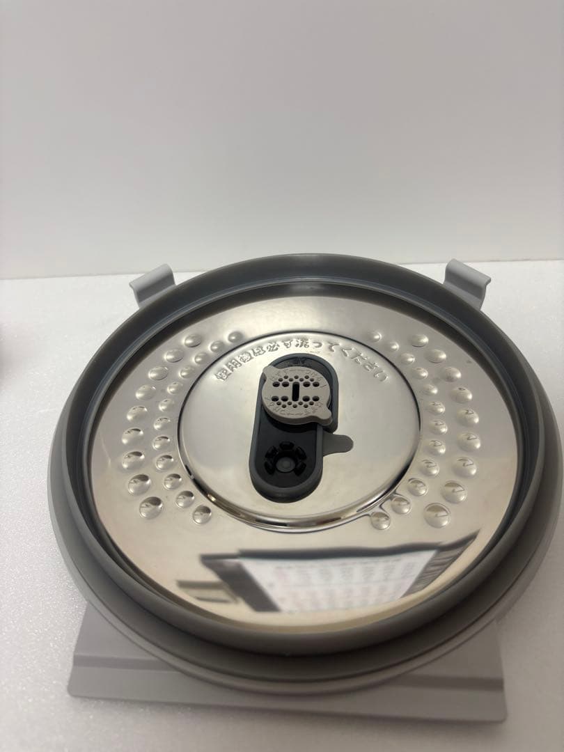 日立IH炊飯器　RZ-YMD100HJ 2025年製