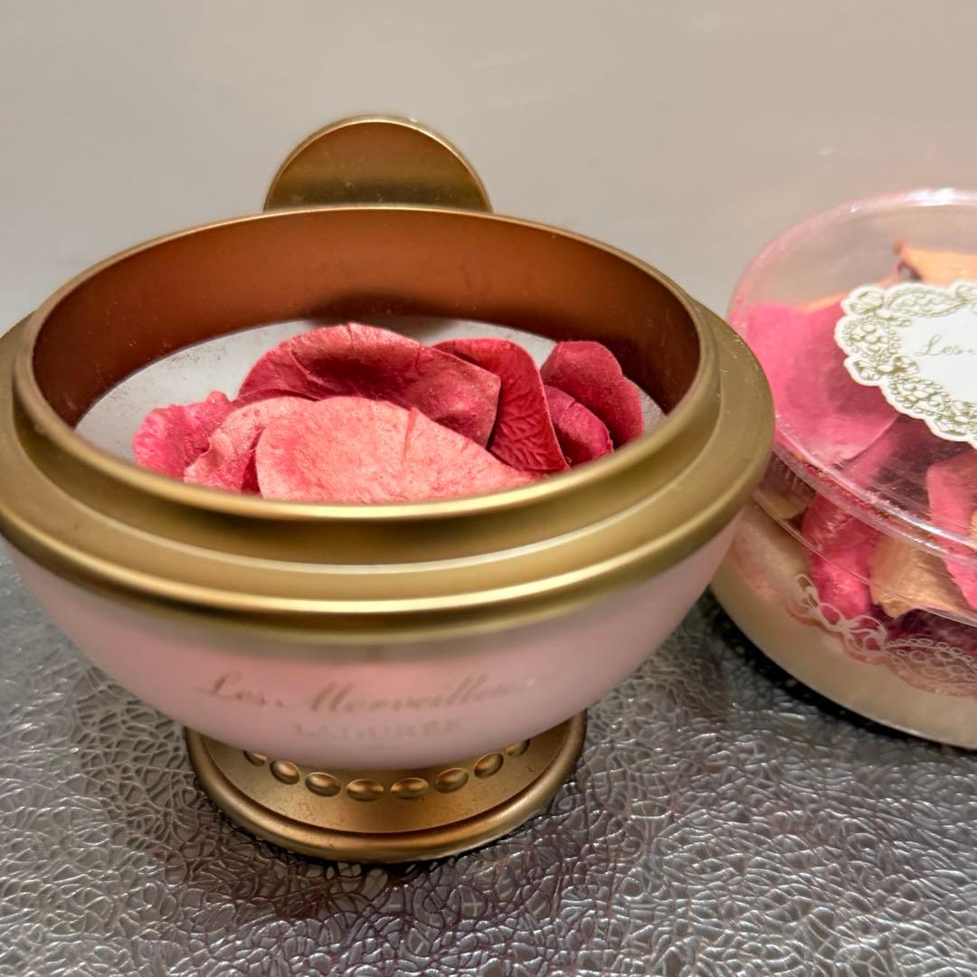 レ・メルヴェイユーズ ラデュレ チークポットとチークローズ02