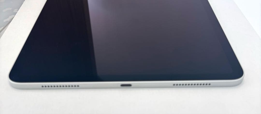 ❹ iPad Pro ★ 64G キーボードカバー付き/第1世代