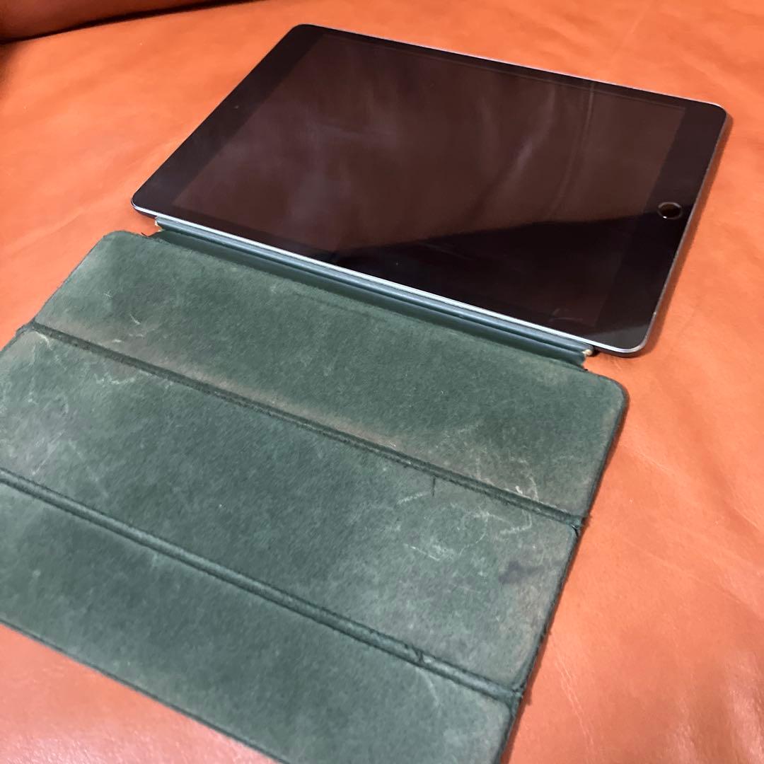 E*n様 iPad 第8世代