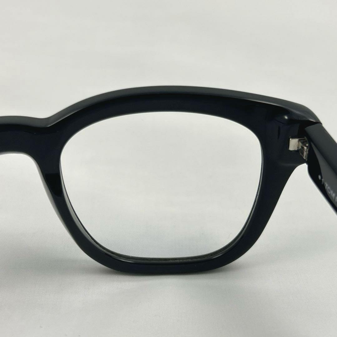 美品　TOMFORD 伊達メガネ　TF5542-B 001 専用ケース付き