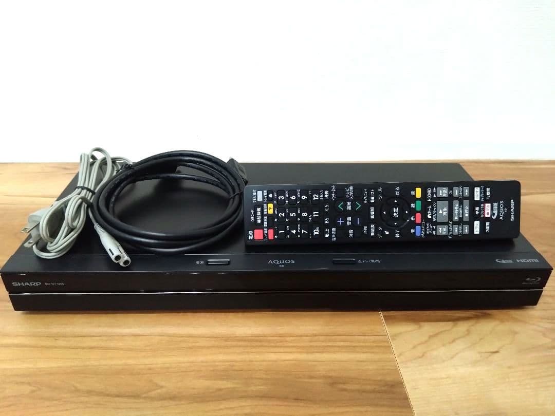 SHARP BDレコーダー BD-NT1200【1TB ３番組同時録画】