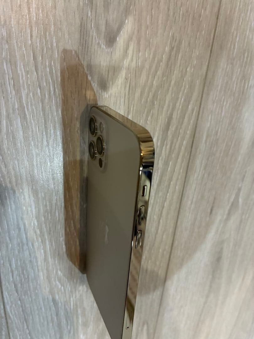 iPhone 12 pro ゴールド　美品　本体のみ