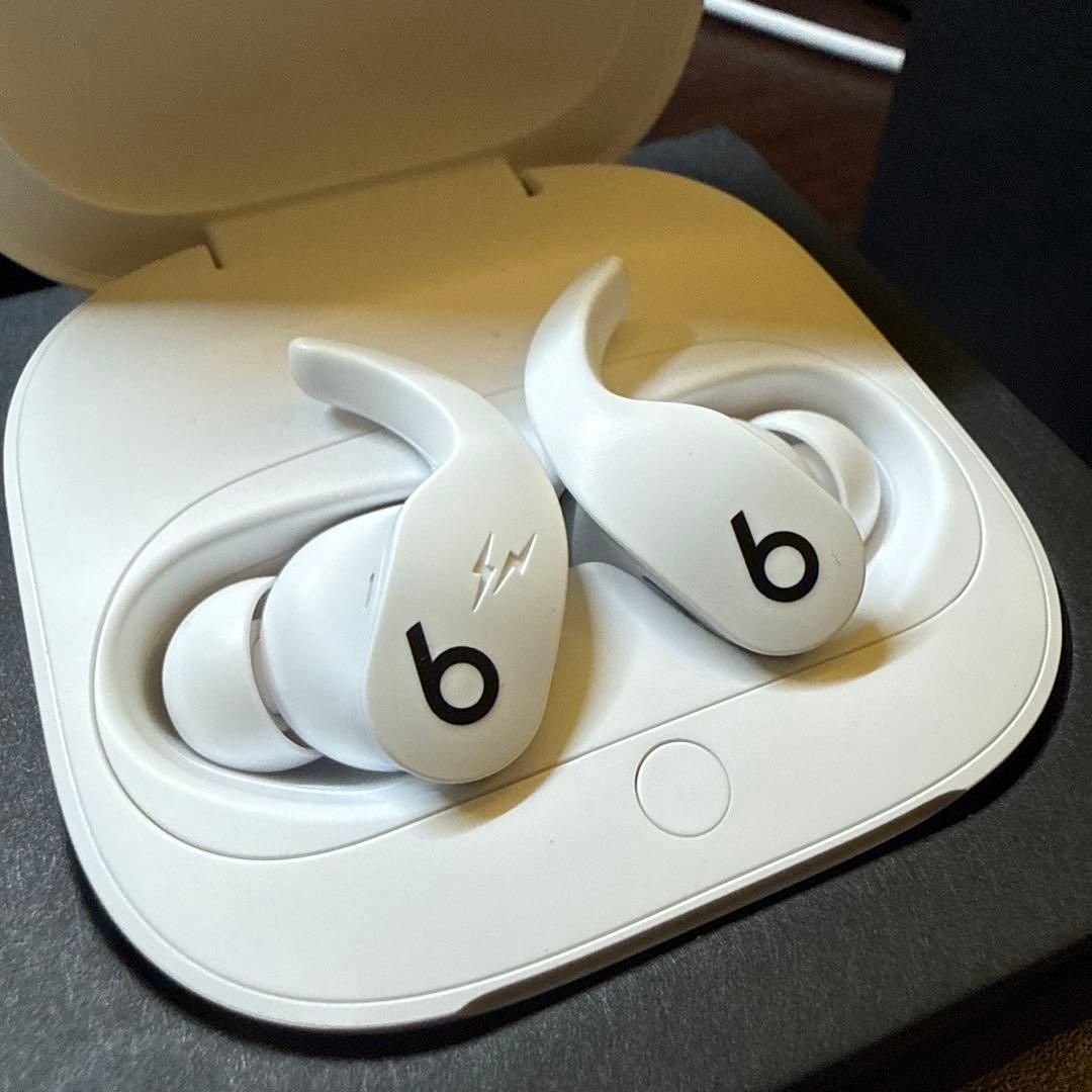 Beats Fit Pro Fragment Designスペシャルエディション