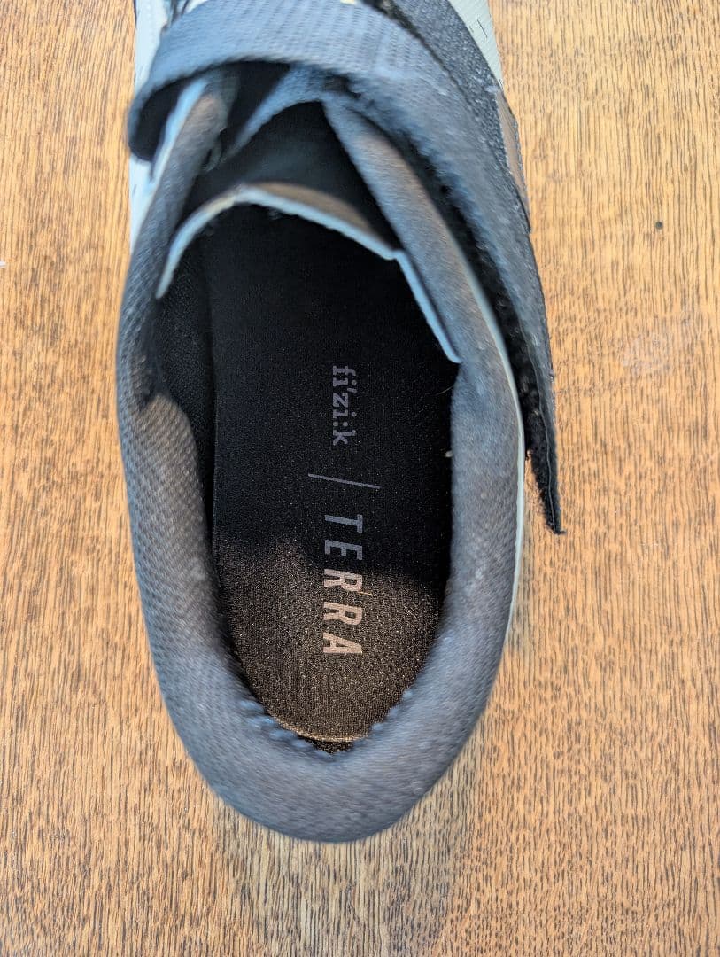 fi’zi:k　テラパワーストラップ　フィジーク　SPD