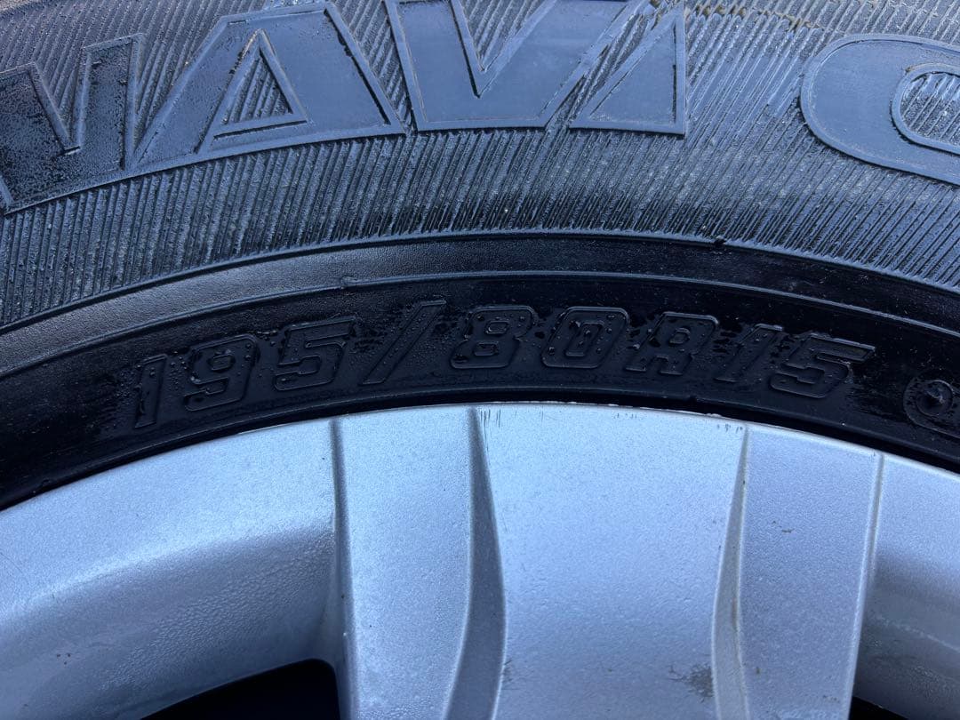 スタッドレスタイヤ 195/80R15 4本セット