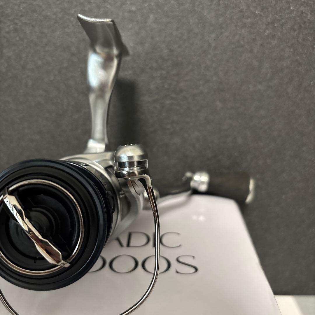 19ストラディック　C2000S