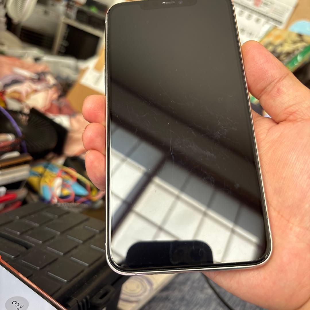 Apple iPhone 11 Pro max ホワイト 本体