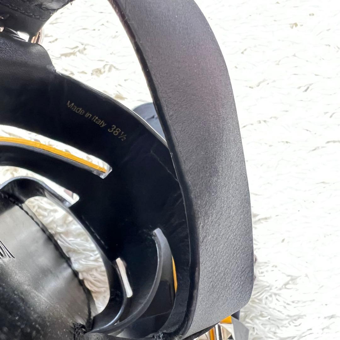 PRADプラダ スタッズ サンダル 38.1/2 (25~25.5くらい)メタル