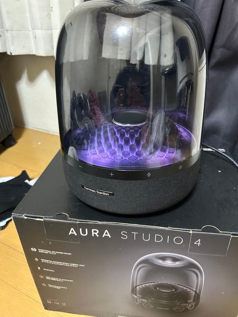 g*8様 HARMAN KARDON AURA STUDIO 4