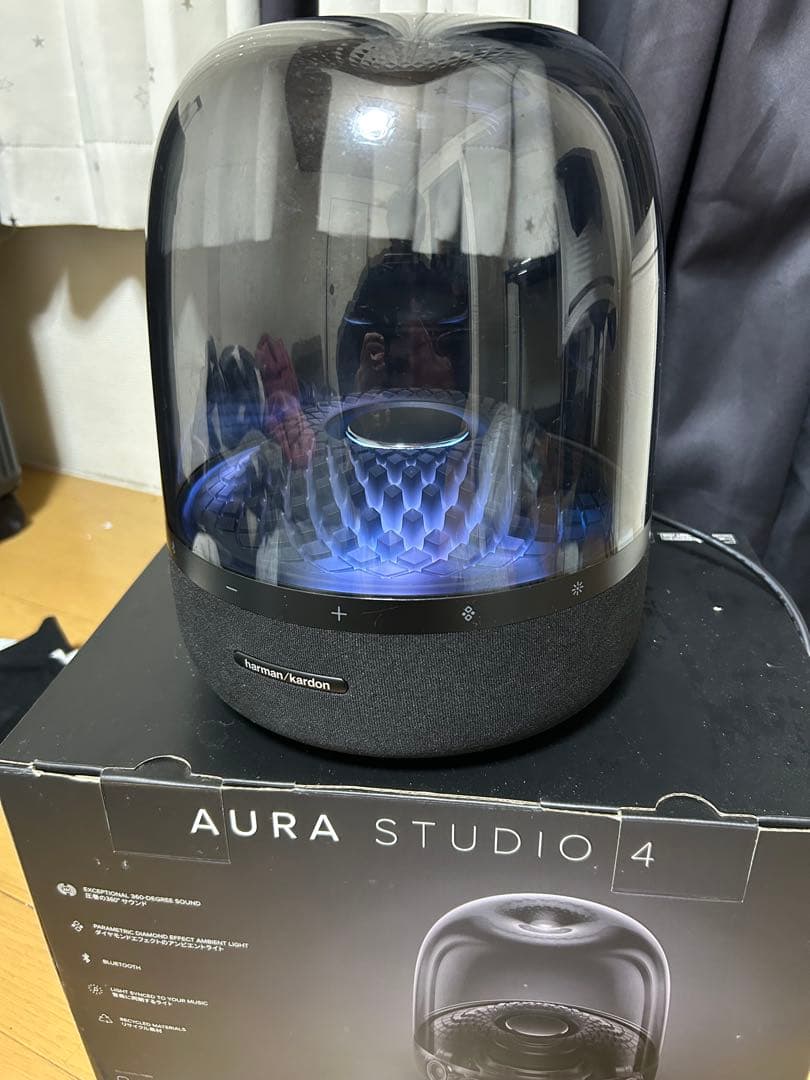 g*8様 HARMAN KARDON AURA STUDIO 4
