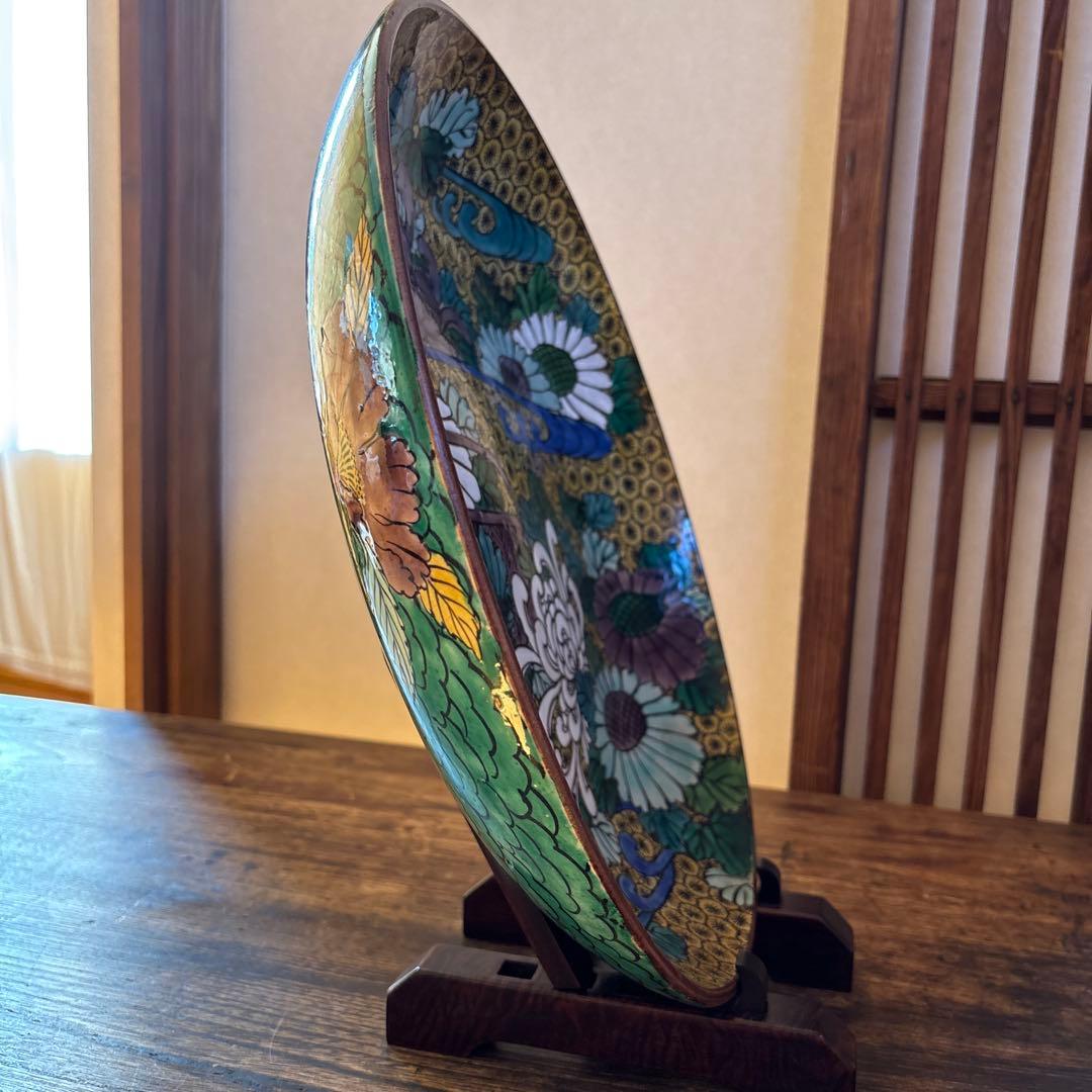 アンティーク九谷焼の大皿　カラフルな菊の絵尽くし