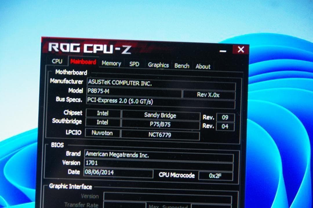 P8B75M +i7-2600+DDR3メモリー16GB+SSD120GB