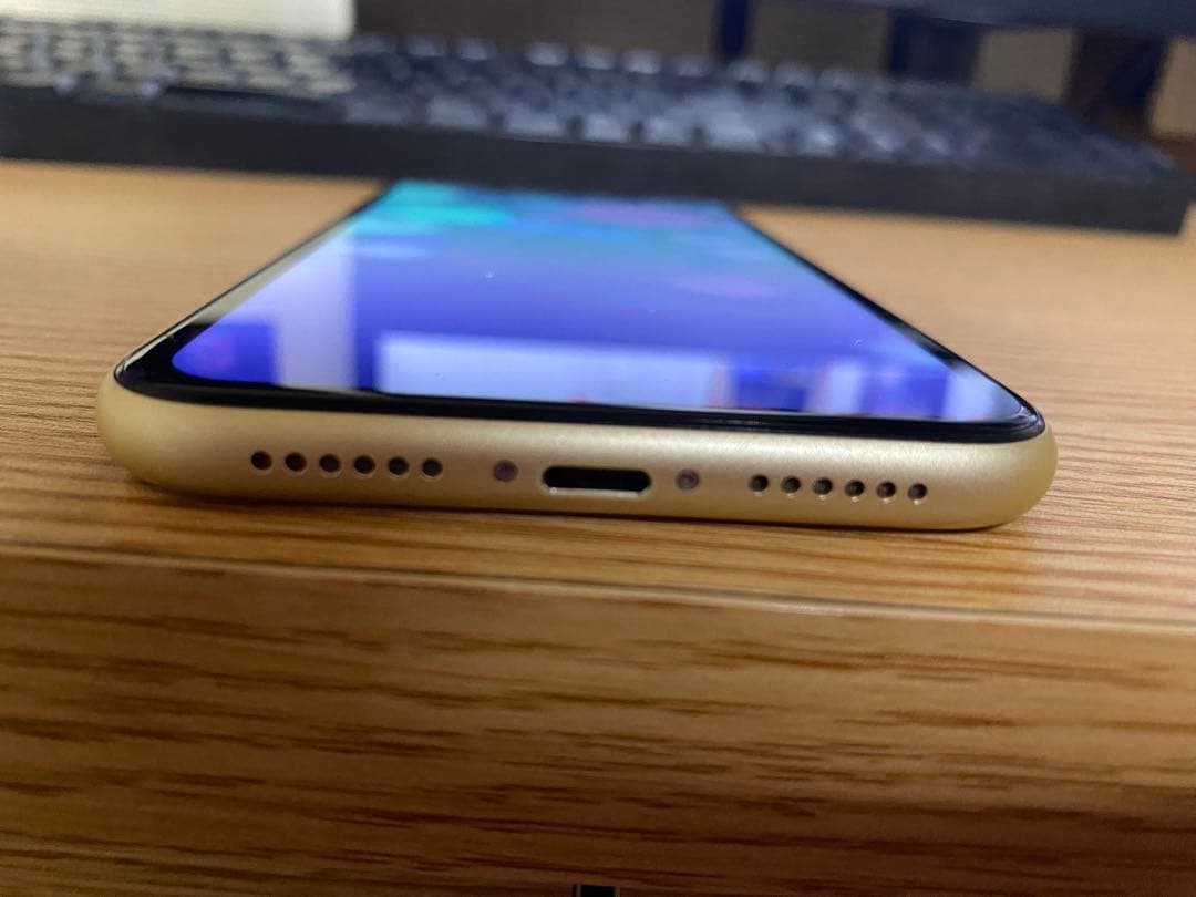 【美品】iPhone XR 128GB バッテリー80% SIMフリー