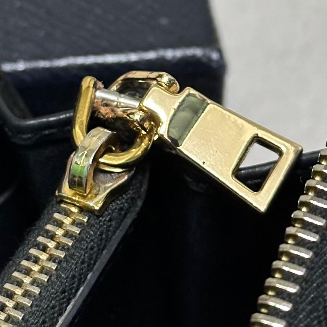 PRADA プラダ　長財布　キルティング　ナイロン　ロゴ金具　L字ファスナー