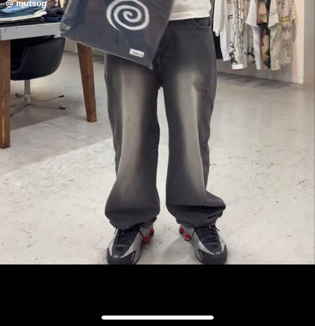 BLACKEYEPATCH バギーデニム