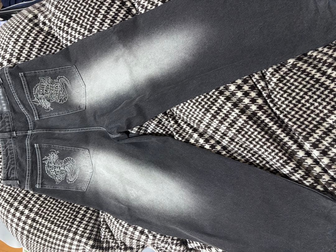 BLACKEYEPATCH バギーデニム