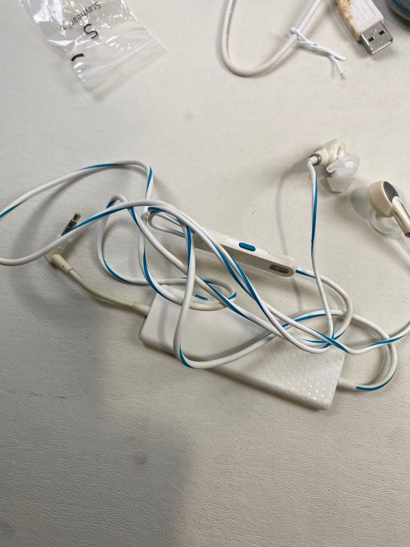 イヤホン BOSE QC20