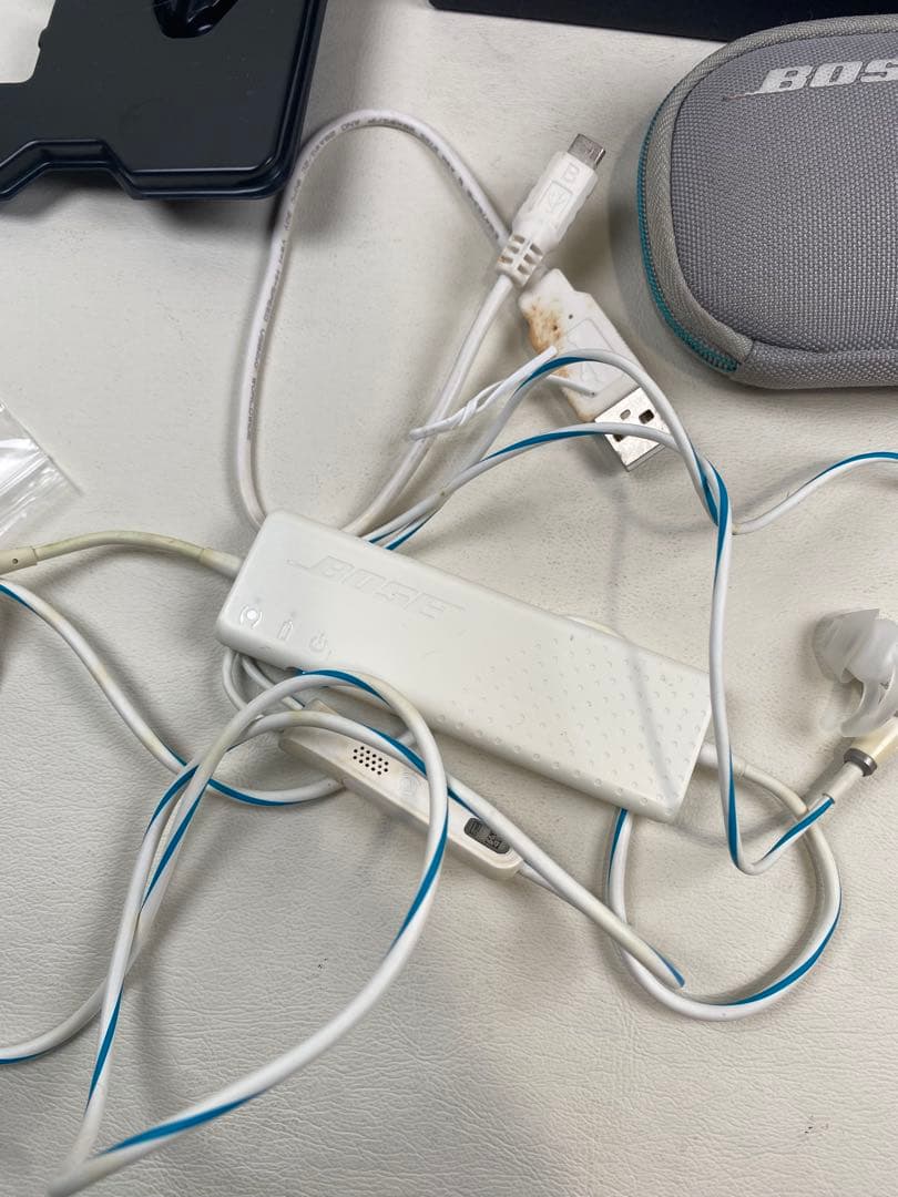 イヤホン BOSE QC20