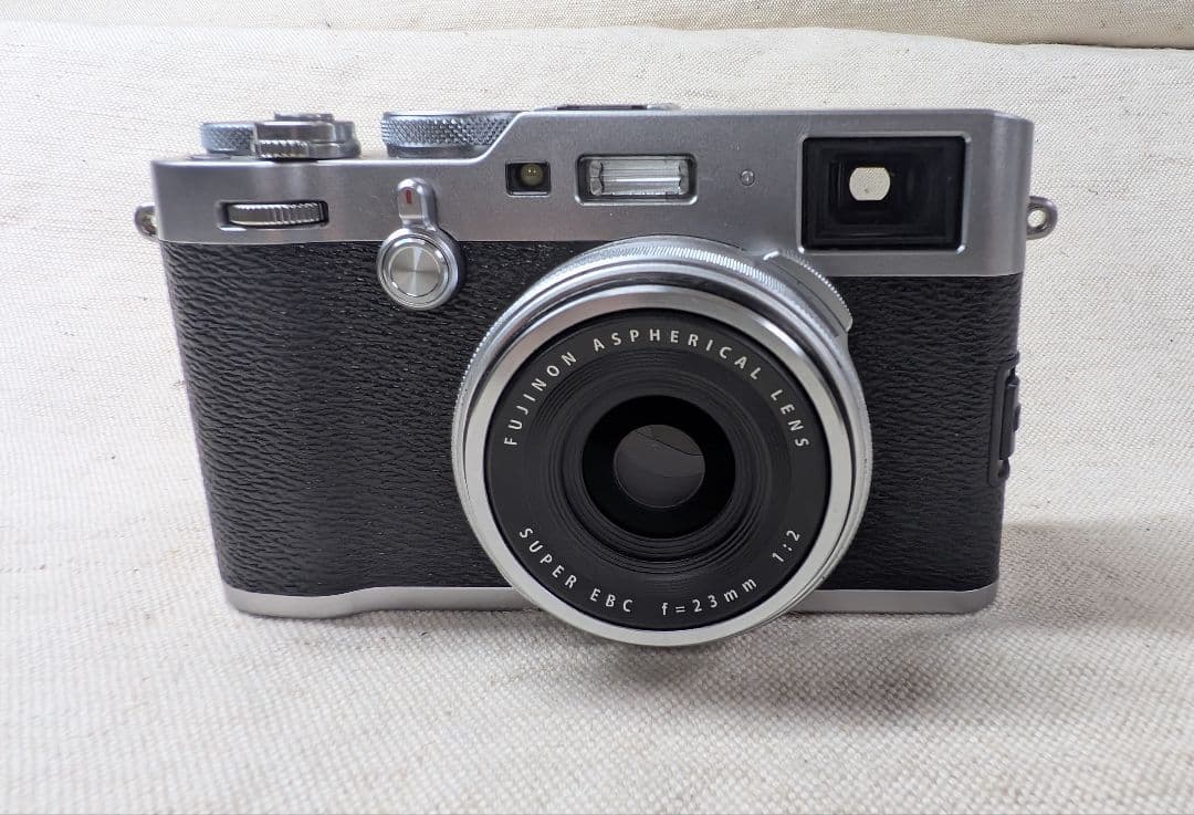 Fujifilm X100F シルバー 本体
