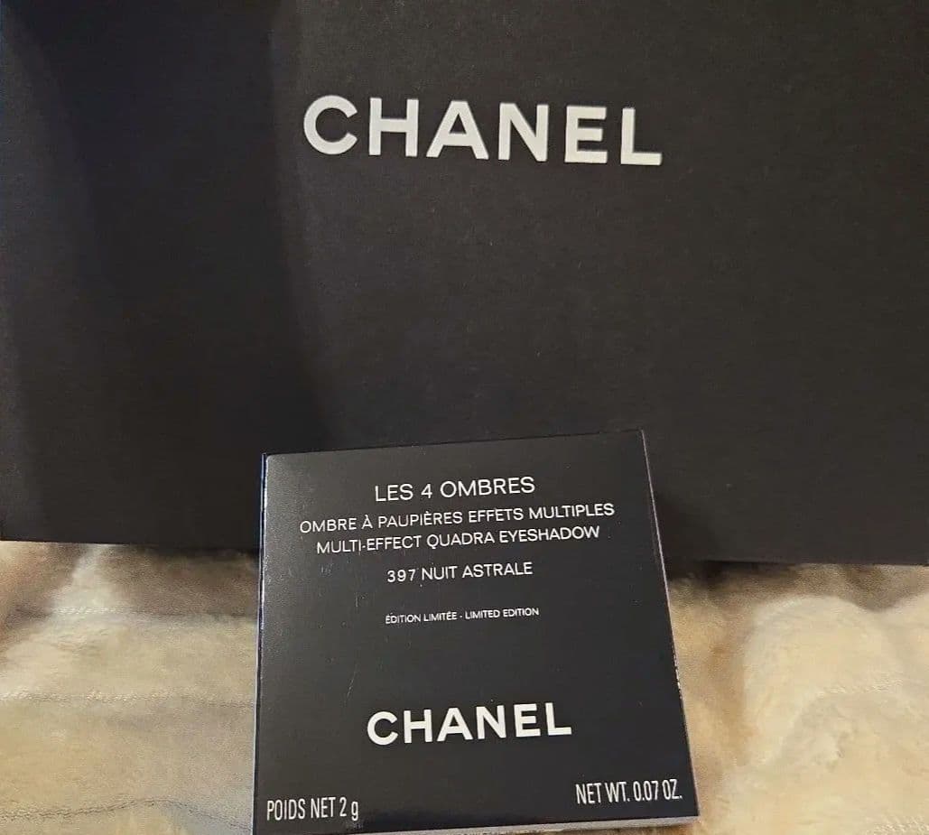 【新品】Chanel レ キャトル オンブル ニュイ アストラル　397 限定