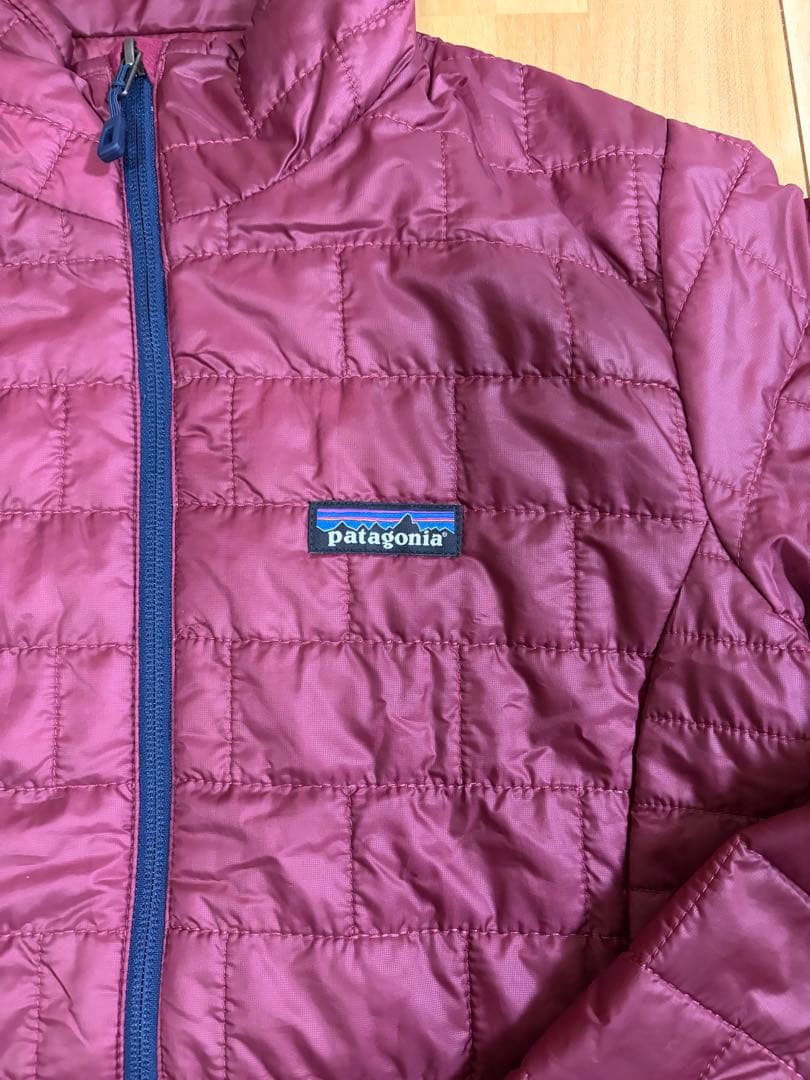 パタゴニア　ナノパフジャケット Woman　Mサイズ