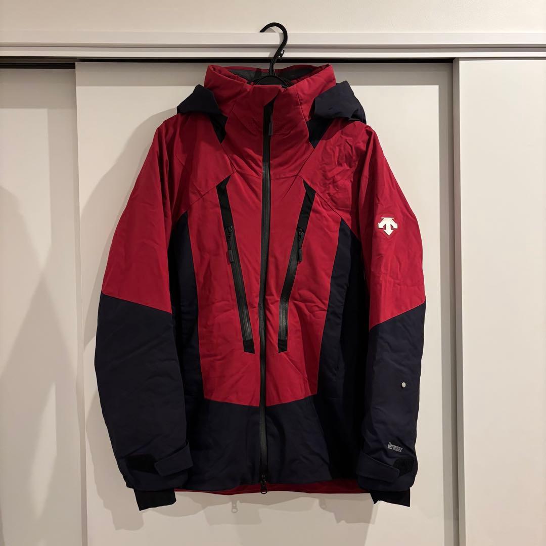【美品】DESCENTE スキーウェア上下セット 22/23モデル Mサイズ