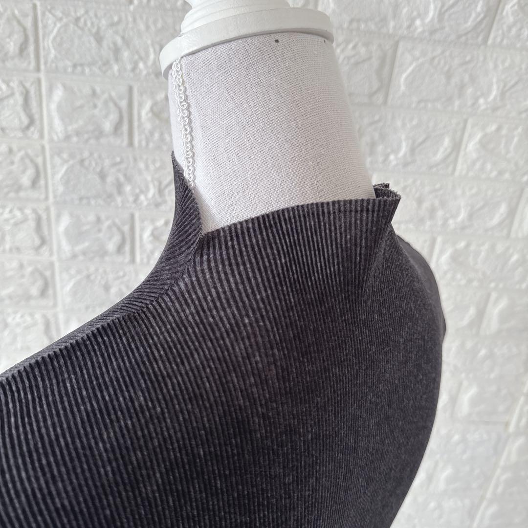 美品 PLEATS PLEASE ハイネック 長袖 トップス カットソー 3