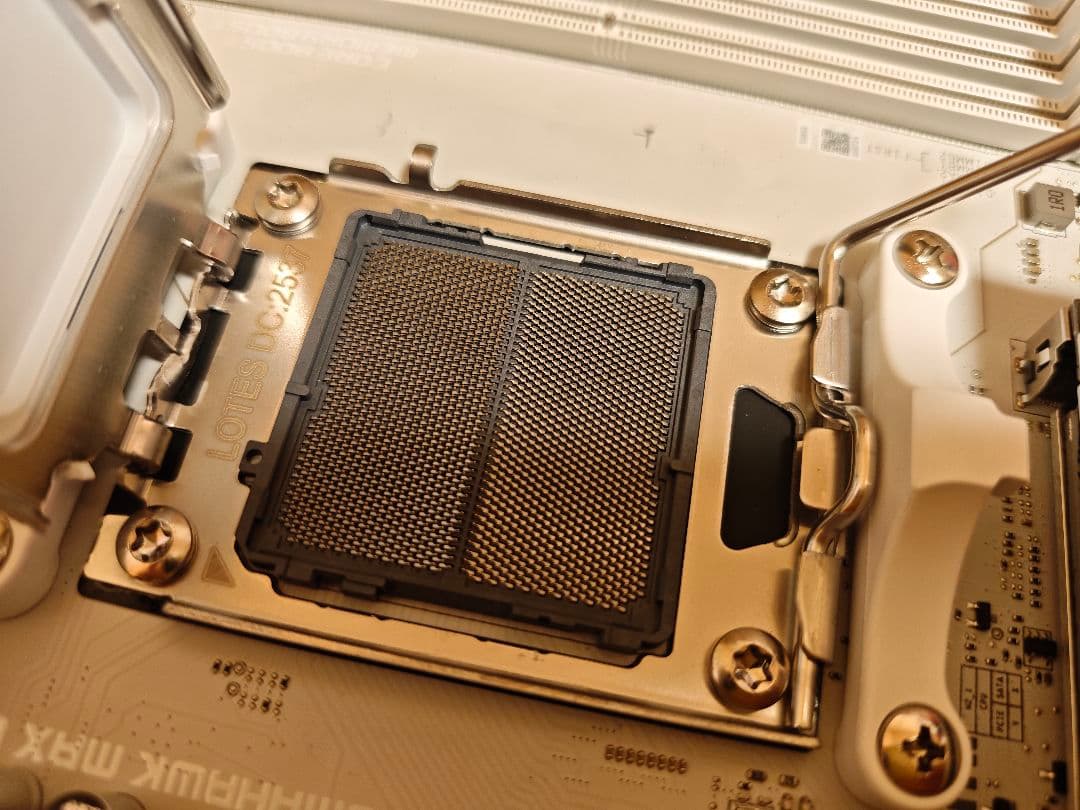 マザーボード MSI MAG X870E TOMAHAWK MAX WIFI PZ