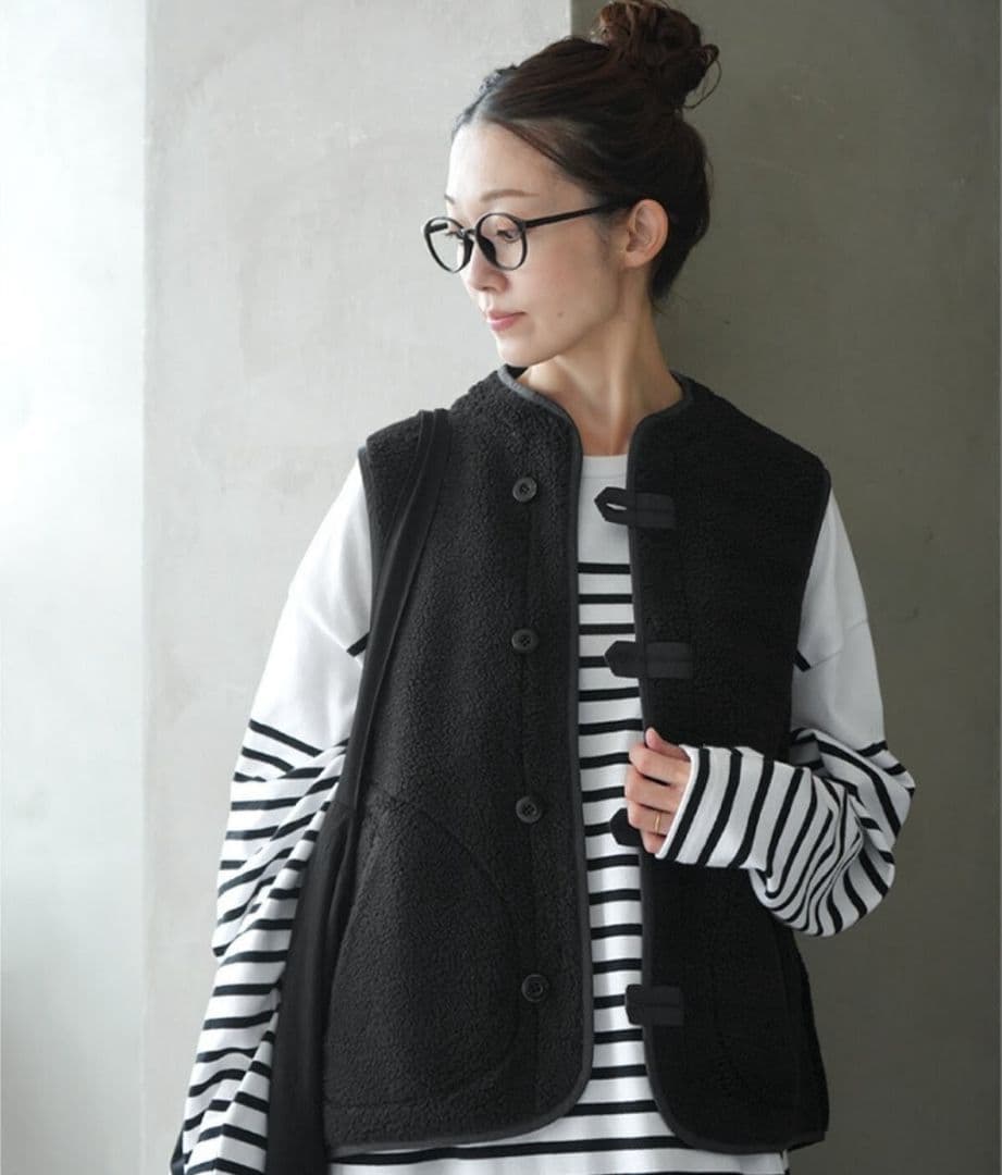 新品 NATURAL LAUNDRY ボアリバーシブルタブベスト size 2