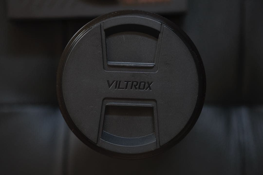 VILTROX ビルトロックス AF 75mm F1.2 XF