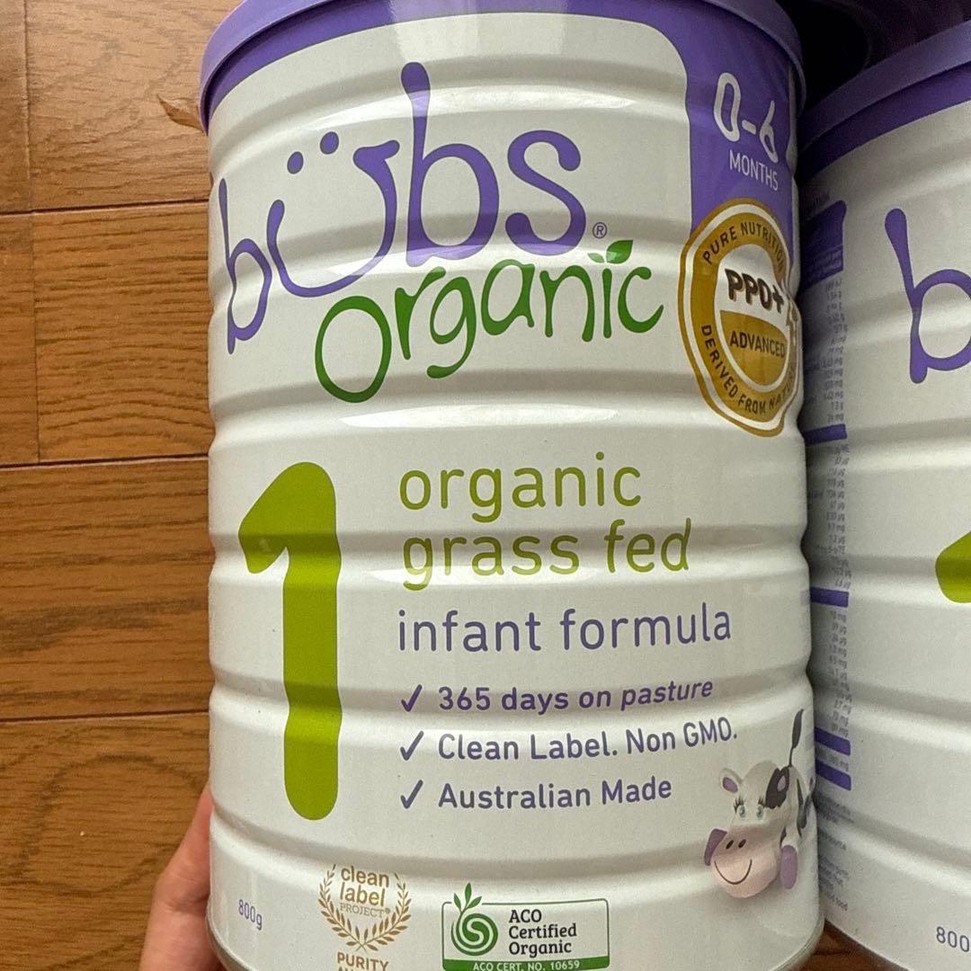 bubs バブズ　オーガニック　粉ミルク　0ー6ヶ月　新品未使用