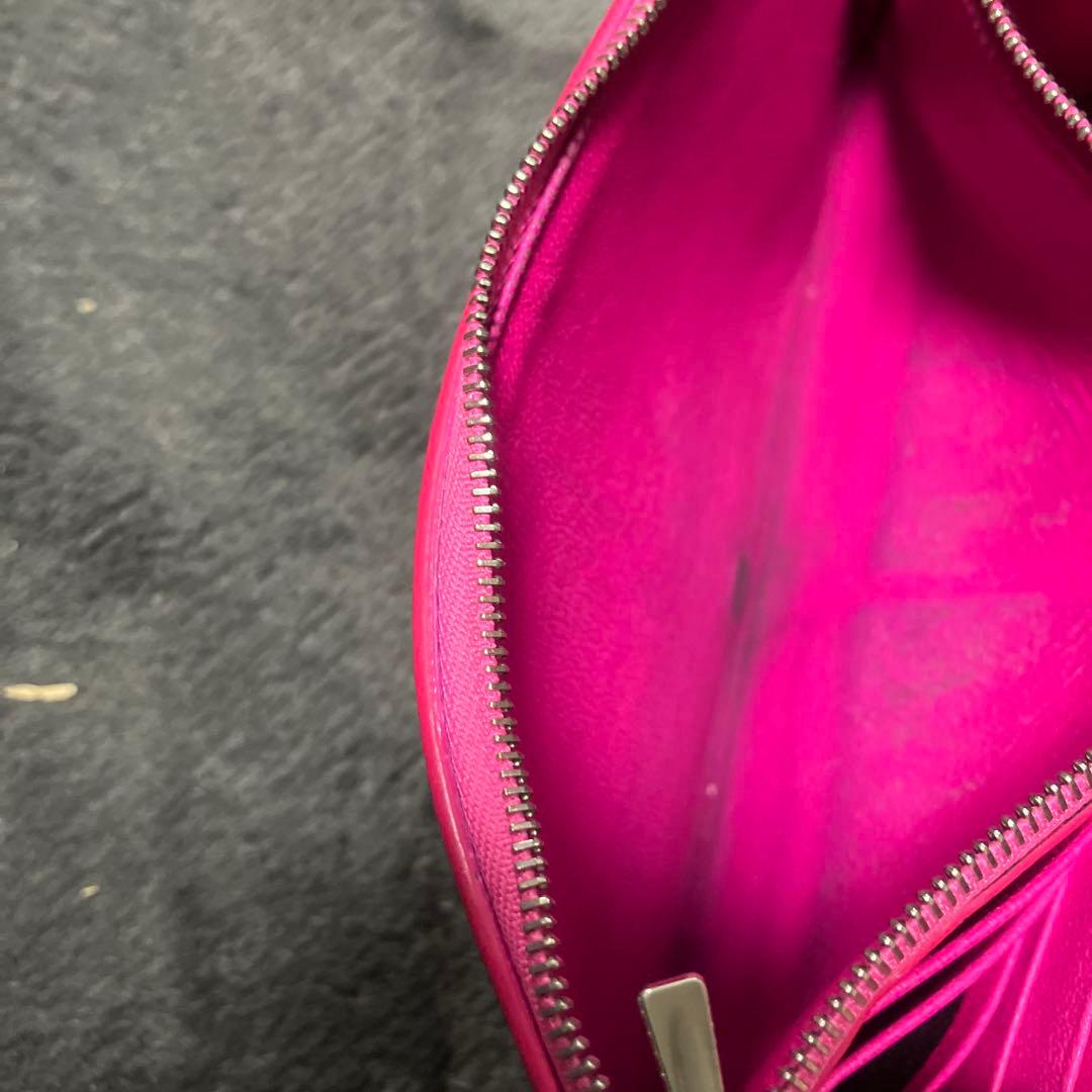 長財布　ピンク　折財布　レディーズ　バレンシアガ