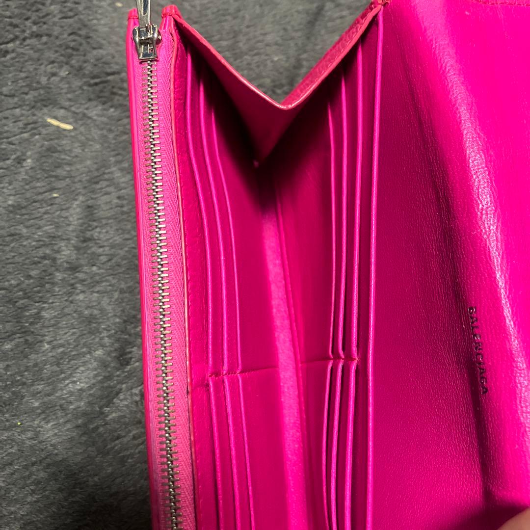 長財布　ピンク　折財布　レディーズ　バレンシアガ