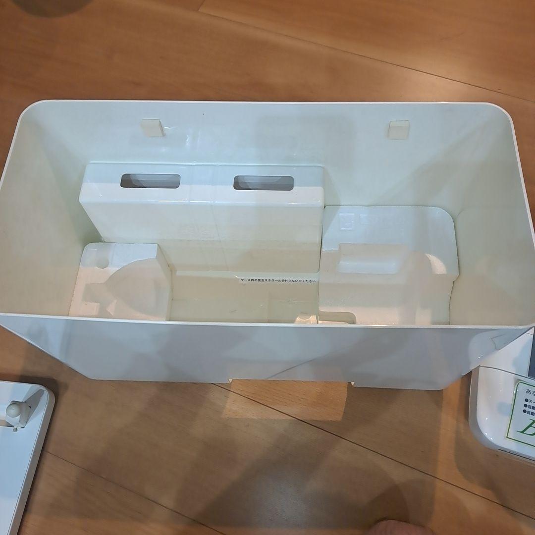 美品　ブラザー　コンピューターミシン本体　BF-6500　フットコントローラー付