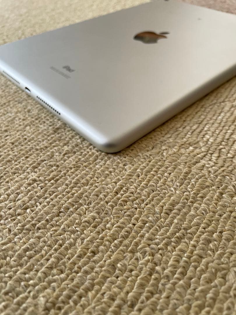 iPad8 第8世代 32GB Wi-Fiモデル