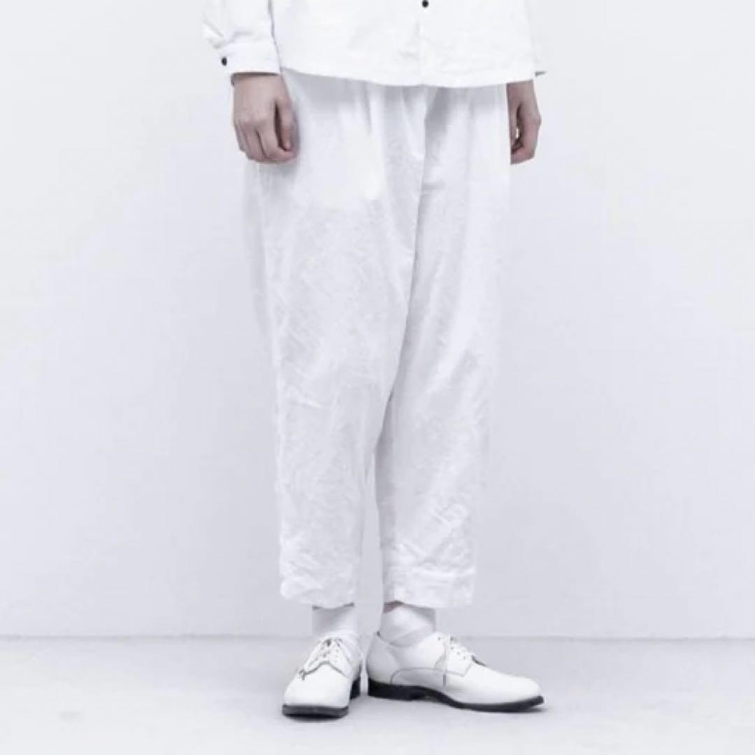 DDUD ホワイト テーパードパンツ サイズ3