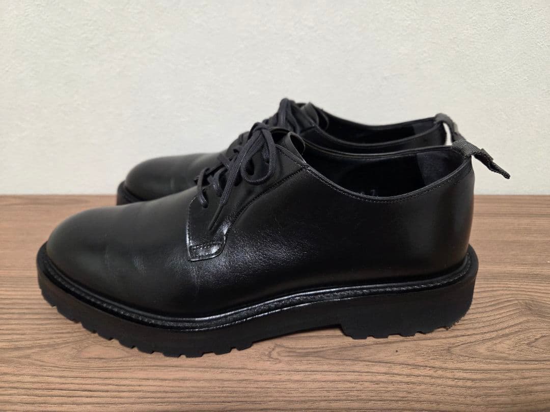 WH ダブルエイチ　プレーントゥ