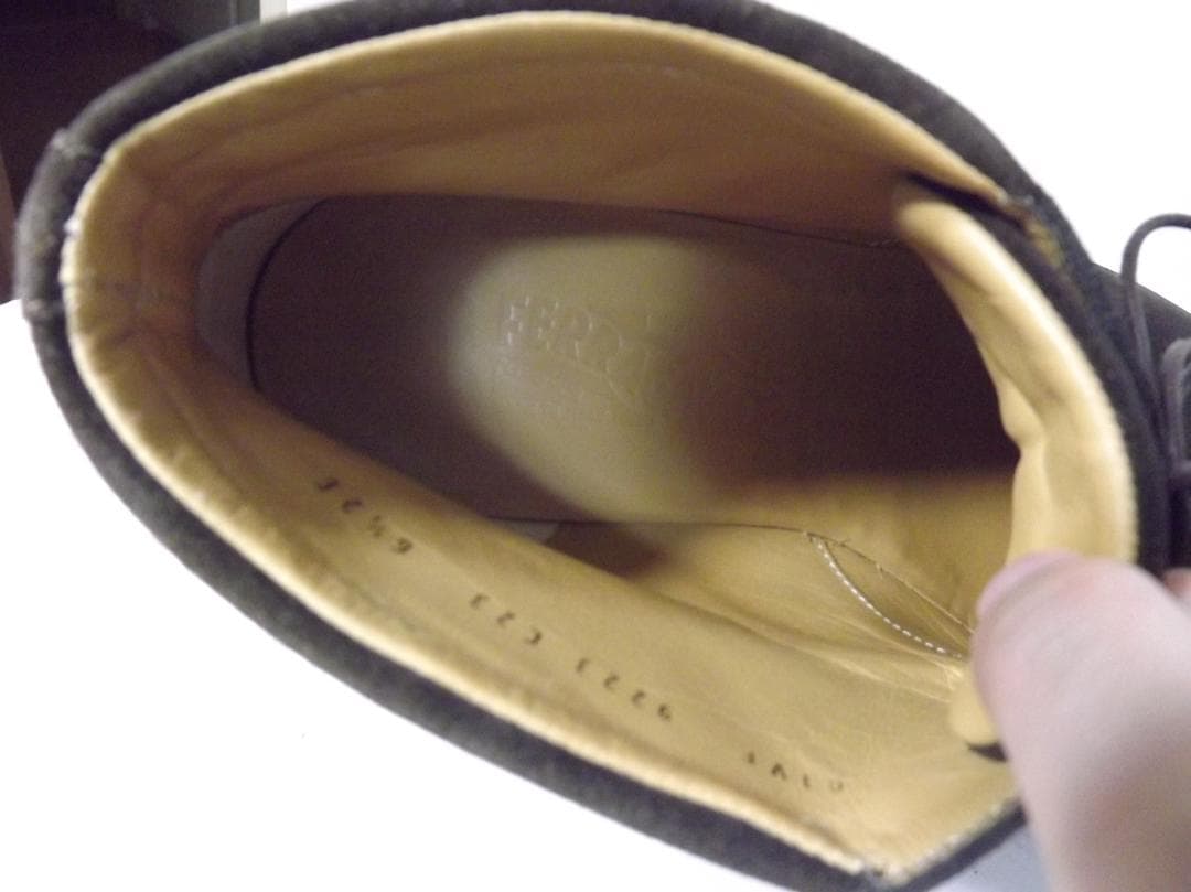 サルヴァトーレフェラガモ イタリア製 レザー切り替え ショートブーツ レディース