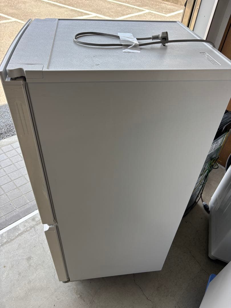 2021年製■シャープ 152L 冷蔵庫 SJ-D15G つけかえどっちもドア