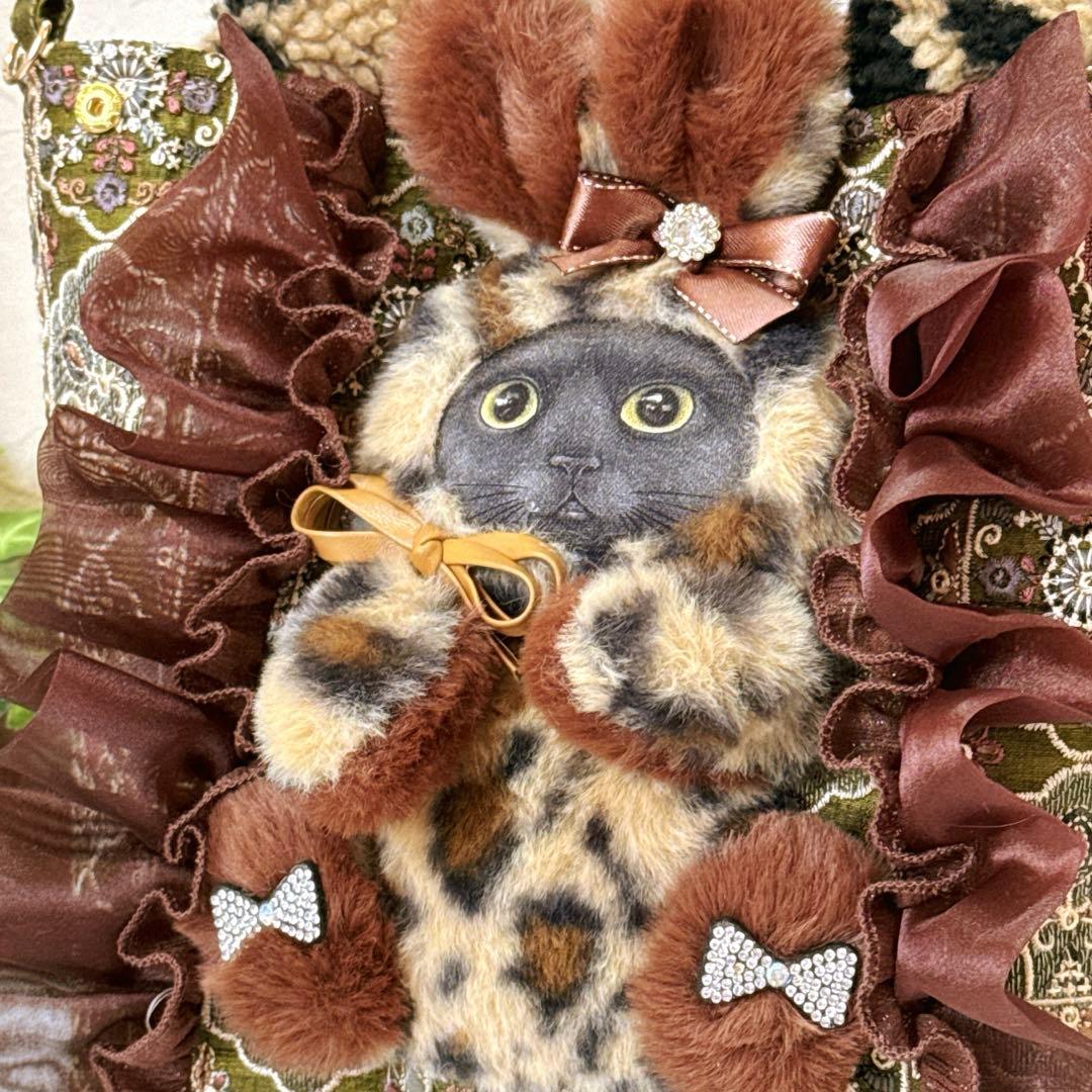 さ*ー様 コヤンイサムチョン♡新色インド刺繍大人色カーキ！うさ着ぐるみ黒猫変形ト